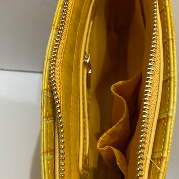 - New bebe bag - Picture 4 of 9